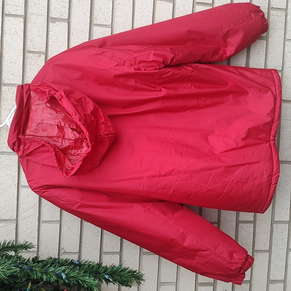 Red Coat - Picture 10 of 12